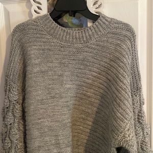 Light grey cable knit, detailed sleeve sweater